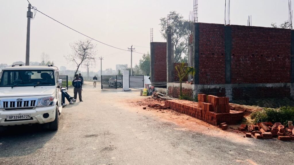 kailash puram lucknow